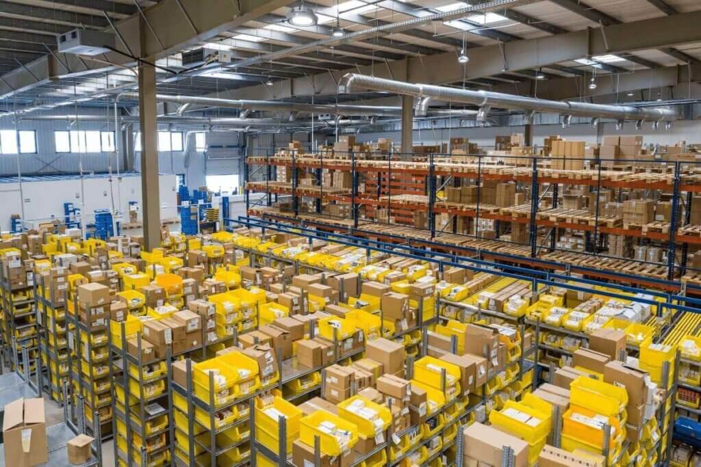 Proper arrangements in the warehouse